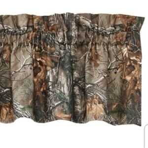 Realtree Xtra Camouflage Valance Curtain - Brown & Green Woodland Print (2 pk)